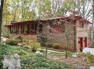 11400 Mountaincrest Dr SE, Huntsville, AL 35803