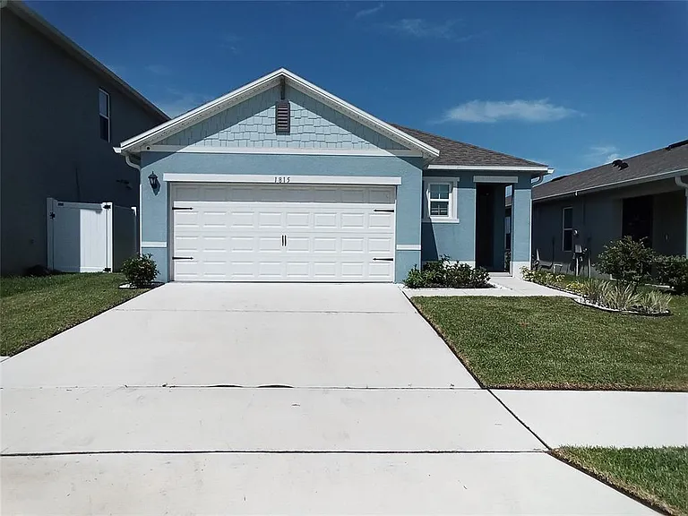 1815 Southfork Dr — Photo 1
