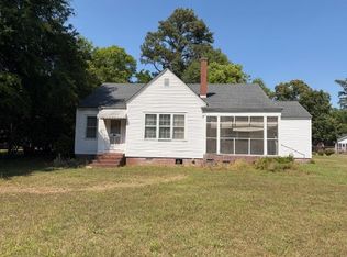 8109 Old State Rd, Holly Hill, SC 29059