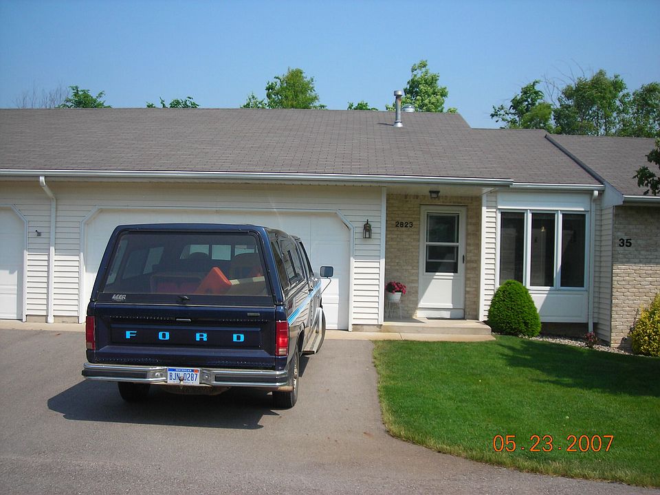 2nd image of 2823 Bridgeside Dr SE #35