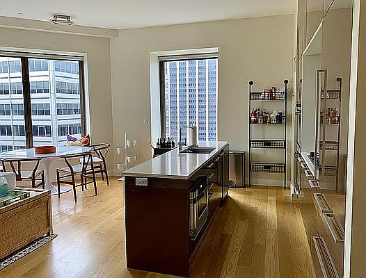 2nd image of 75 Wall St APT 29C