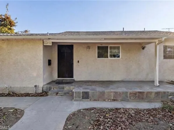16938 Hartland St, Van Nuys, CA 91406