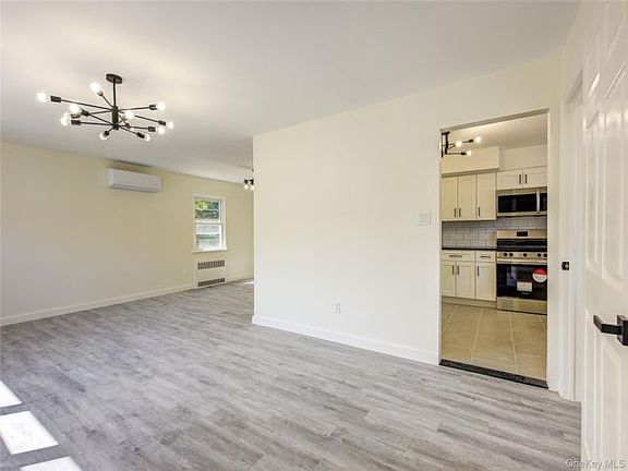 5th image of 71-65 Douglaston Pkwy Floor 2