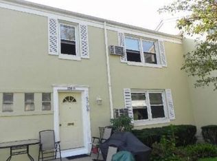25114 71st Rd, Bellerose, NY 11426