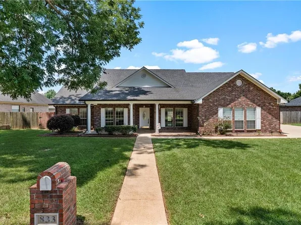 833 Whitfield Dr, Natchitoches, LA 71457