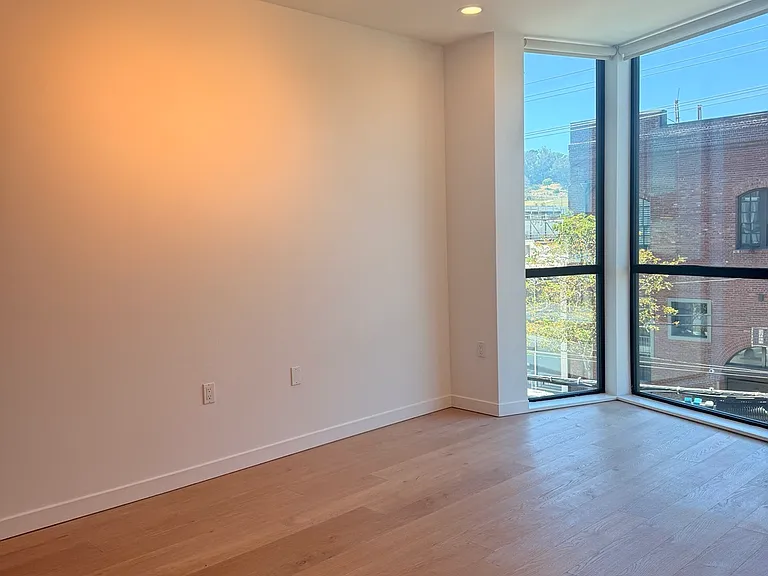 815 Tennessee St #311 — Photo 6