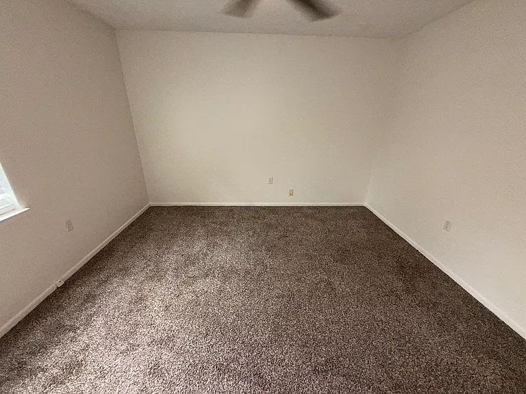 537A Schneider Dr — Photo 25