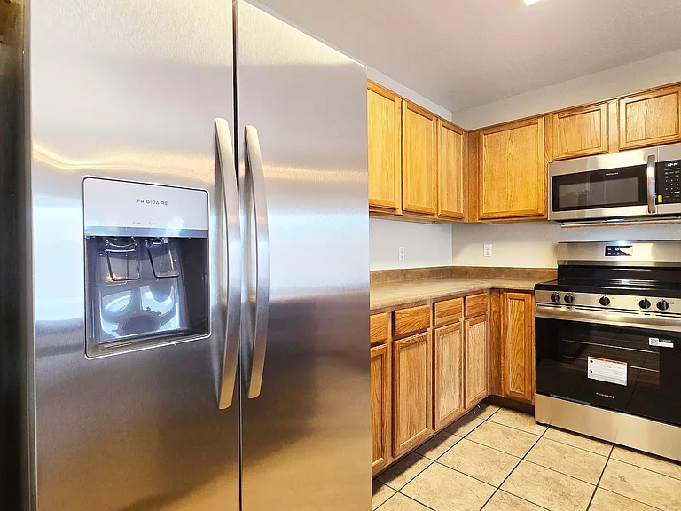 25805 W Dunlap Rd — Photo 8