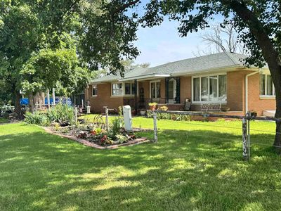 1332 100th, Peabody, KS, 66866