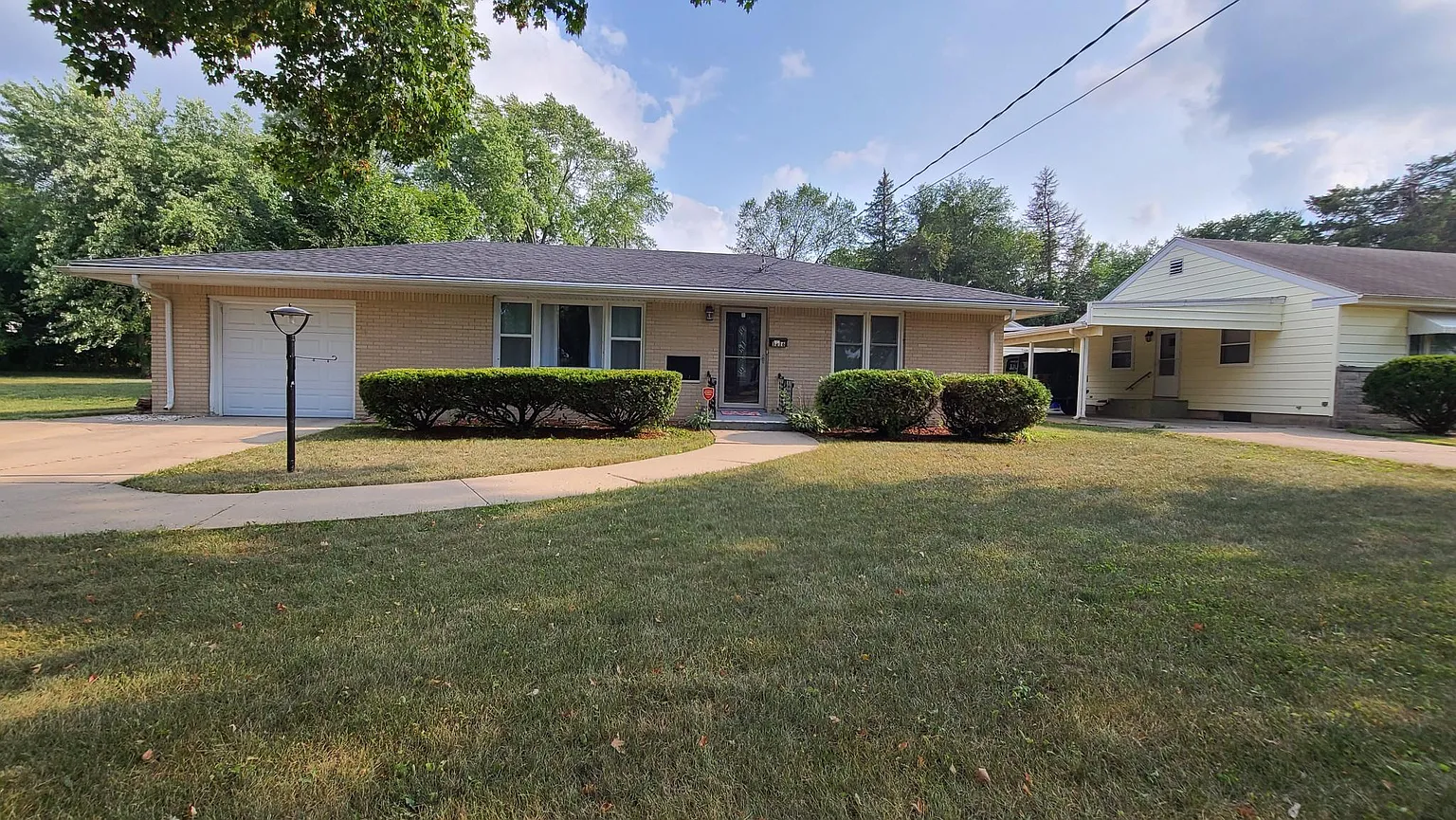 1216 Arthur Ave photo 1