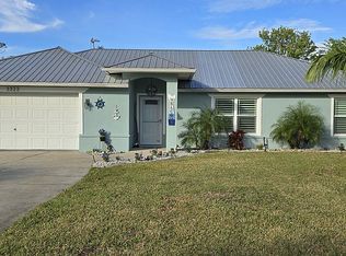 3322 Travelers Palm Dr, Edgewater, FL 32141