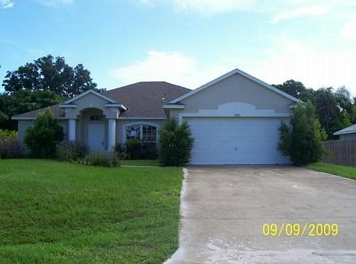 1st image of 1971 SE Aires Ln