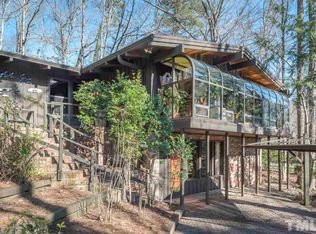2131 N Lakeshore Dr, Chapel Hill, NC 27514