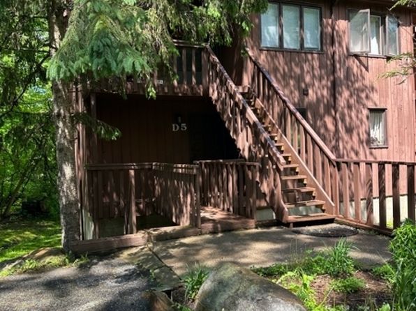 5 Village Way UNIT D5