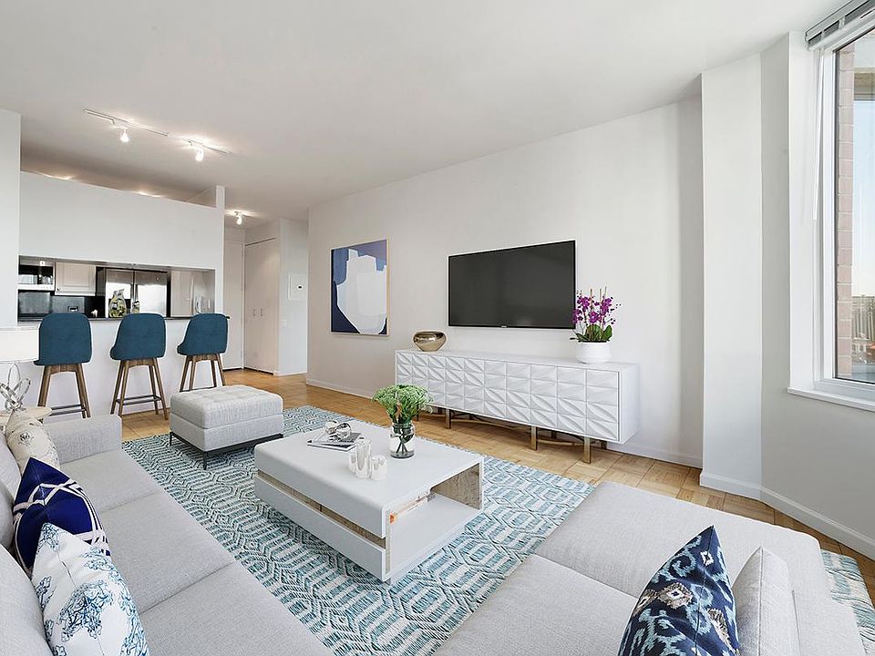 1st image of 240 E 39th St APT 11K