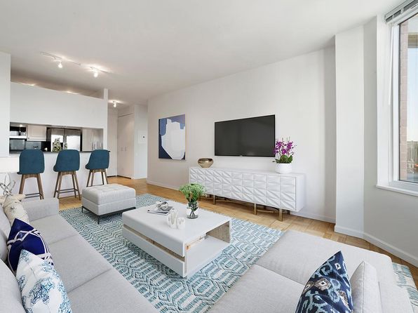 240 E 39th St APT 11K