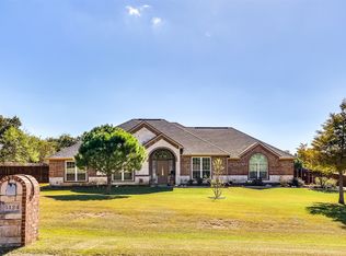 5124 Chase Landing Dr, Burleson, TX 76028