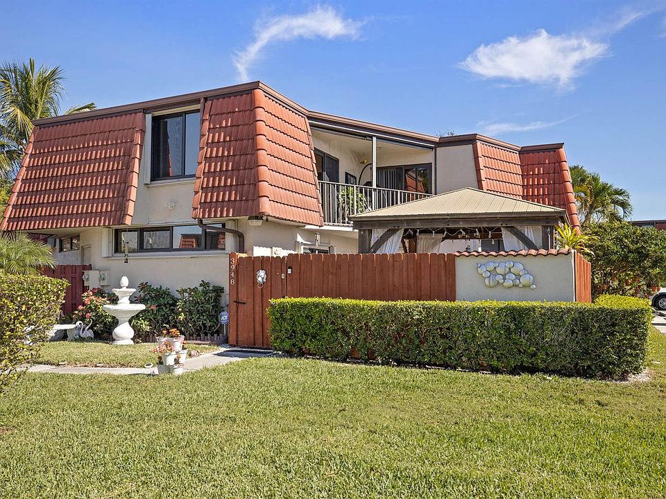 1st image of 3948 Victoria Dr