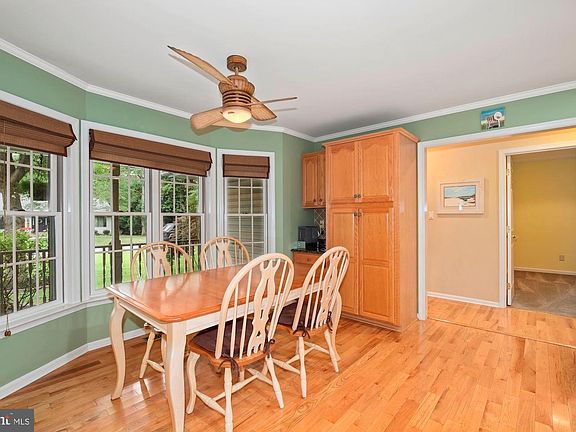 3rd image of 29966 Sawmill Dr
