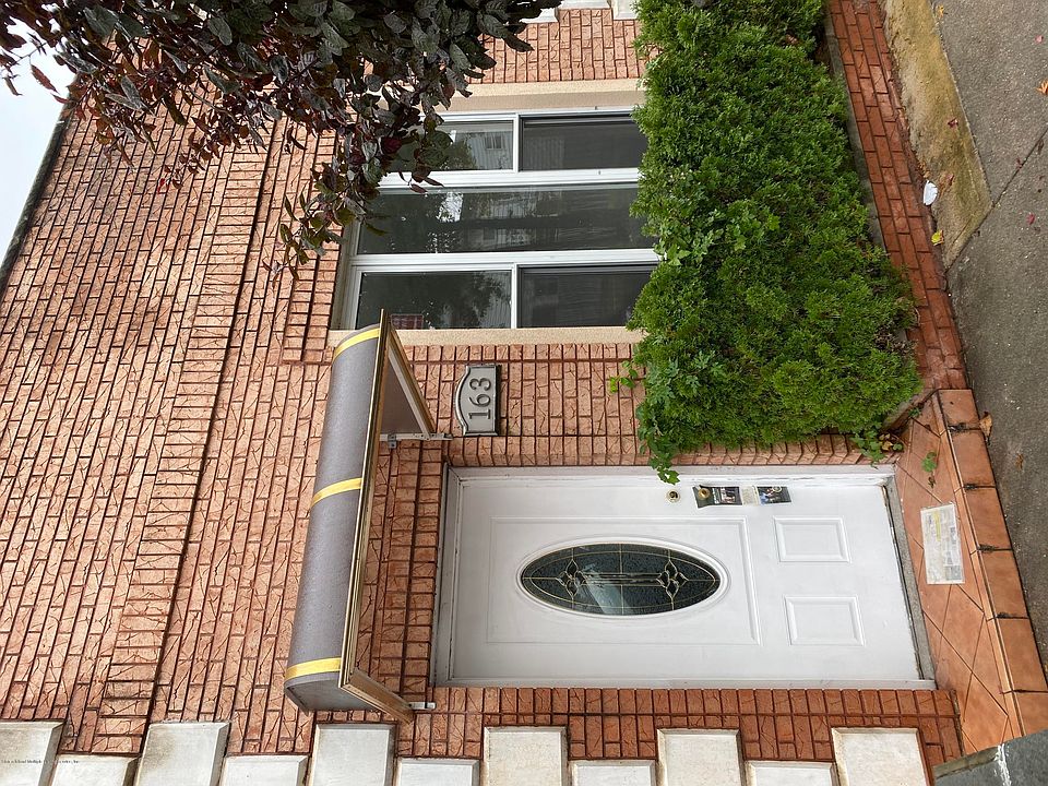 1st image of 163 Parkinson Ave