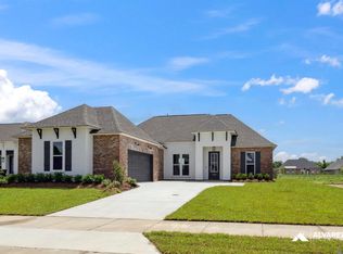 10141 Sanctuary Oaks Dr, Baton Rouge, LA 70817