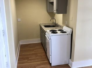 24 Charlton St APT 13, Worcester, MA 01608