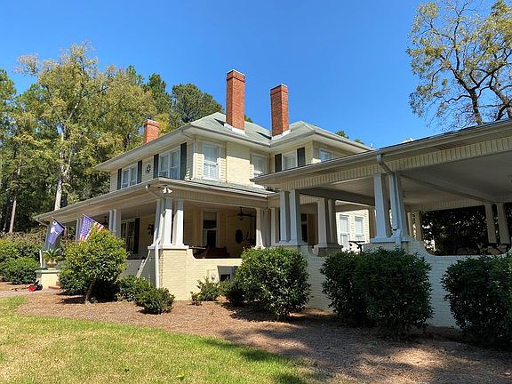 3rd image of 5 N Harper Ln