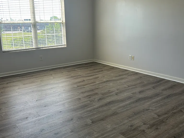 10901 Lemongrass Dr — Photo 17