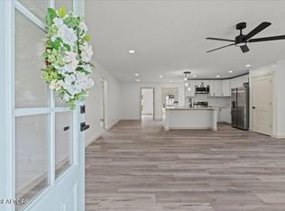 218 Wind Chase Dr, Madisonville, TN 37354