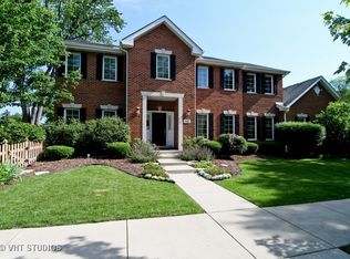 140 S Adams St, Westmont, IL