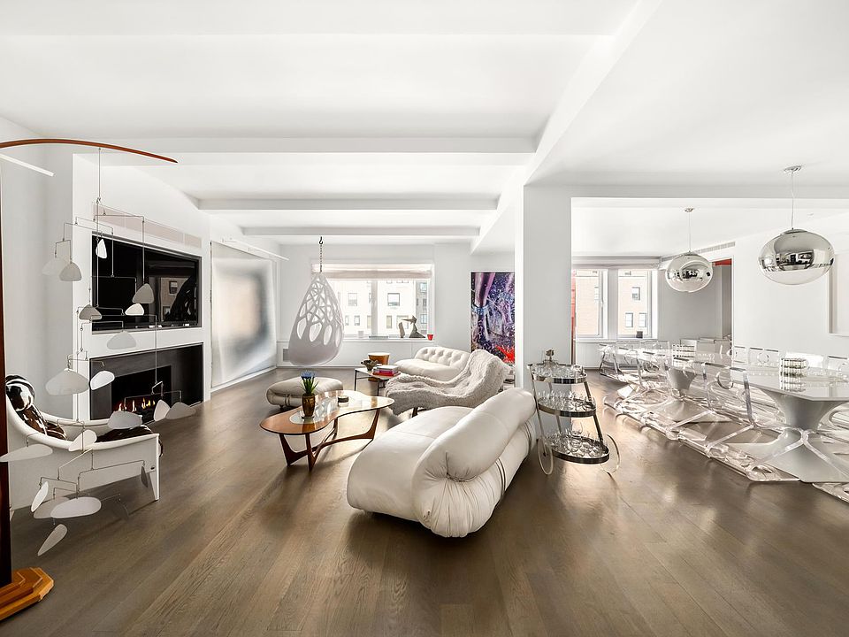 1st image of 33 E 70th St APT 10