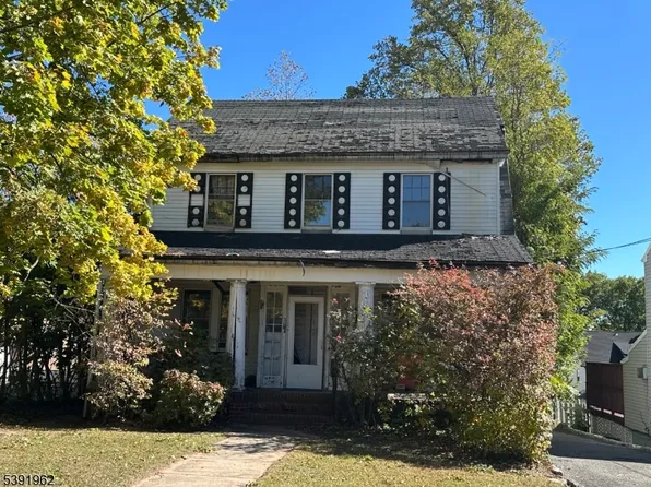30 Walnut Ave, Millburn Twp., NJ 07041