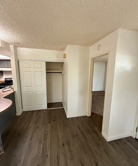 926 N M Pl — Photo 3