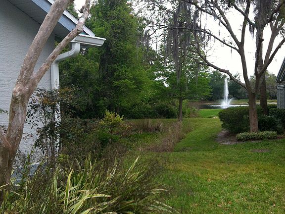 End Unit - pond/conservation view