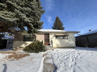 1009 18th St N, Lethbridge, AB T1H3H4