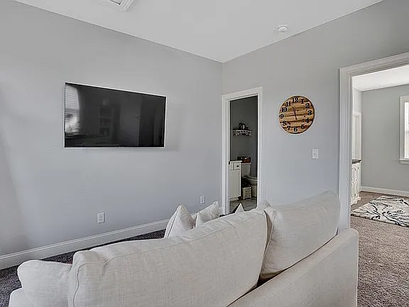 8087 Honeycomb Ln — Photo 25