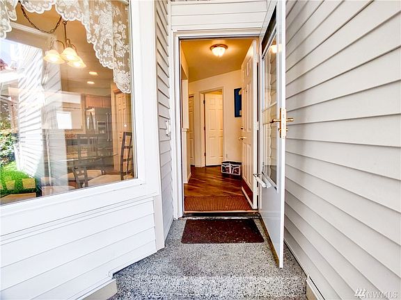 3rd image of 818 115th St SW Unit C