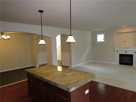 3rd image of 15412 84th Ave E