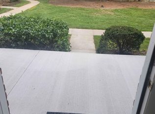 411 E 14 Mile Rd, Birmingham, MI 48009