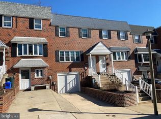 4709 Saint Denis Dr, Philadelphia, PA 19114