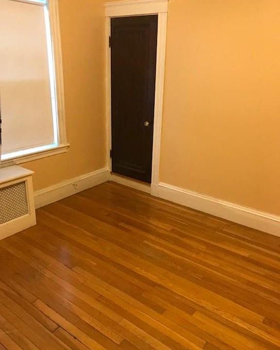 2nd image of 68 Newhall St APT 3