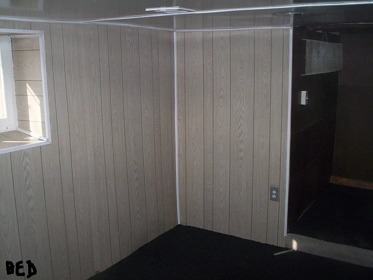 241 E Union St — Photo 16