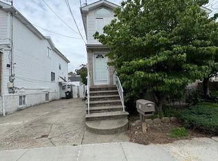 5 Scott Ave, Staten Island, NY 10305