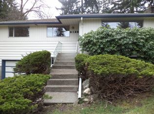9122 227th St SW, Edmonds, WA 98026