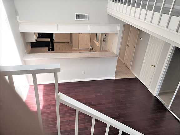 3rd image of 7414 Fair Oaks Ave #D1