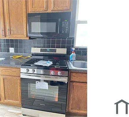 943 N Menard Ave #1 — Photo 7