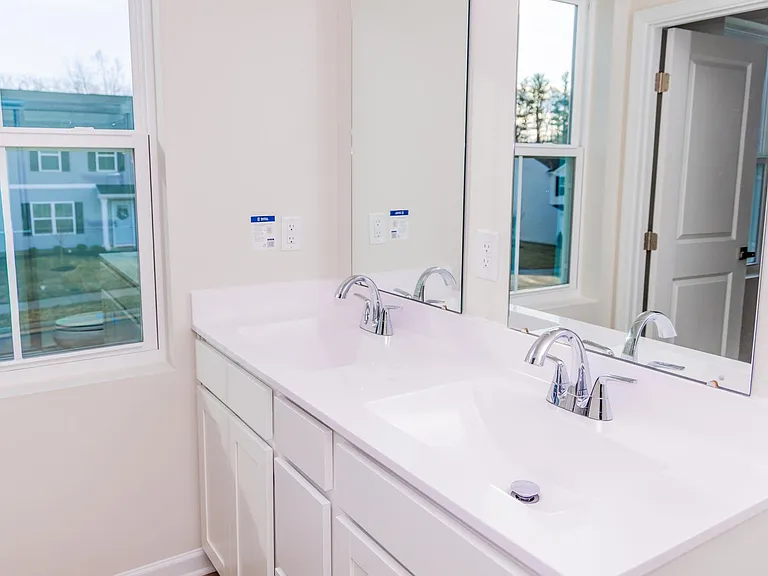 327 White Birch Rd — Photo 17