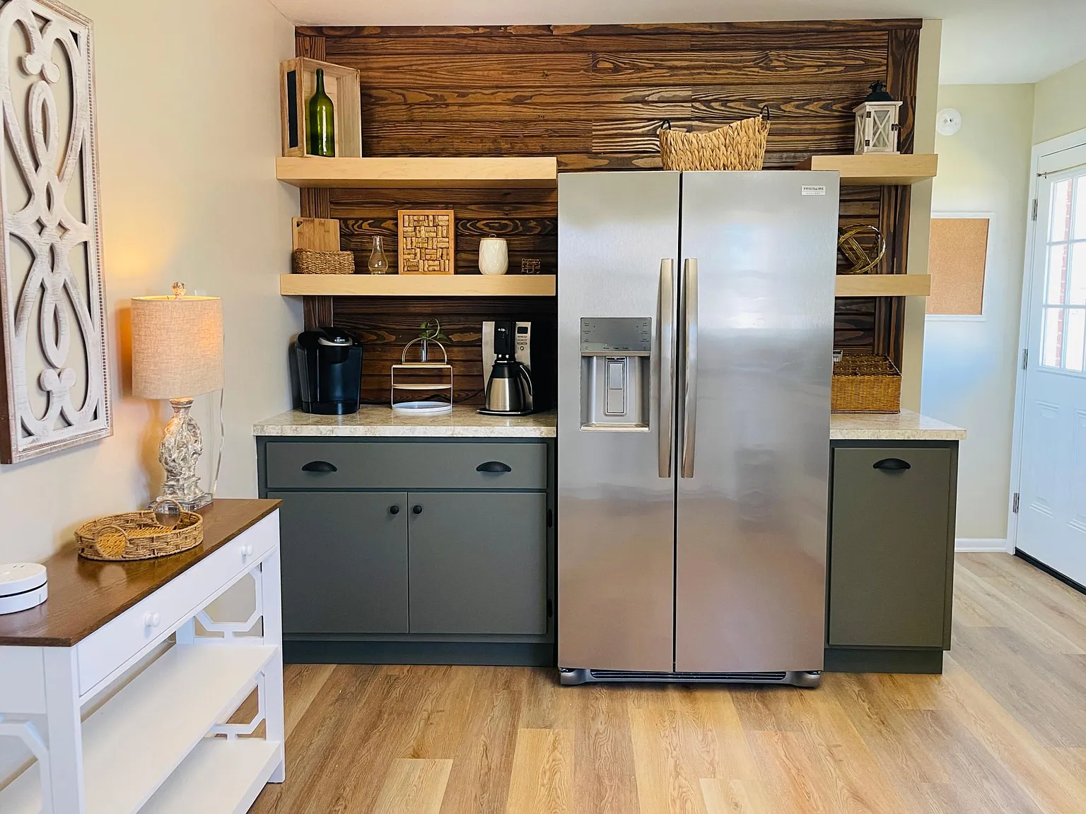 Saint John Rd, Elizabethtown — Photo 1