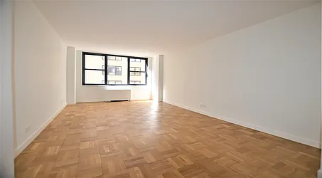 Rented by Manhattan Realty Group