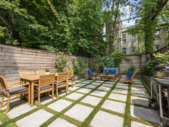 473 Bainbridge Street image 10 of 12